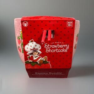 🔥Strawberry Shortcake Pink Ramen Noodle Bowl with a Spoon and Chopsticks BNWT🔥